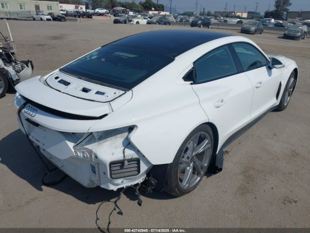 2024 AUDI E-TRON GT WAUFJBFW4R7001040 Photo 3