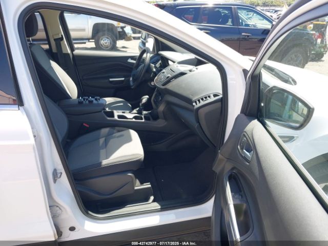 2018 FORD ESCAPE 1FMCU9G99JUC63460 Photo 4