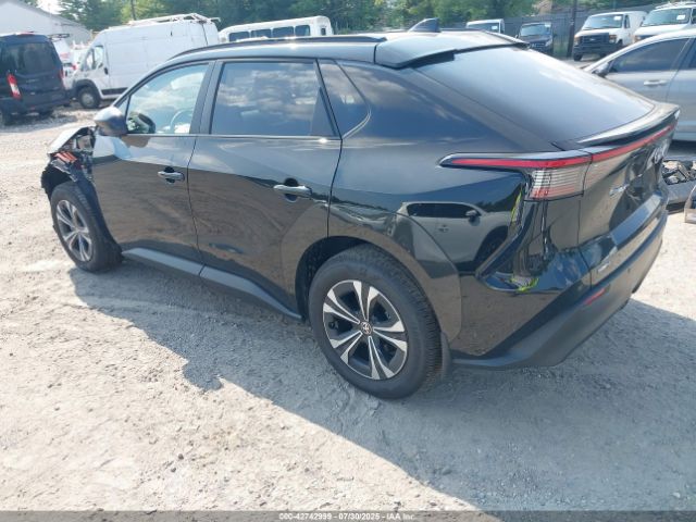 2024 TOYOTA BZ4X JTMABACA9RA084576 Photo 2