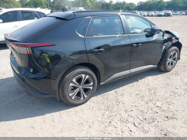 2024 TOYOTA BZ4X JTMABACA9RA084576 Photo 3