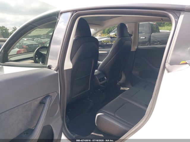 2023 TESLA MODEL Y 7SAYGDEE6PF620991 Photo 7