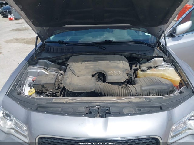 2C3CCAAG0GH175445 Chrysler 300