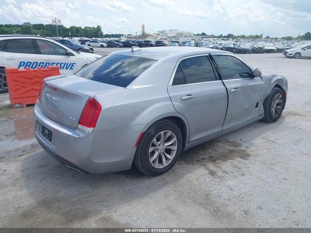 2C3CCAAG0GH175445 Chrysler 300