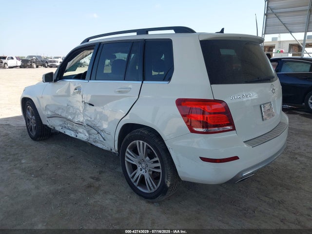 WDCGG0EB4FG406359 Mercedes-Benz 2015