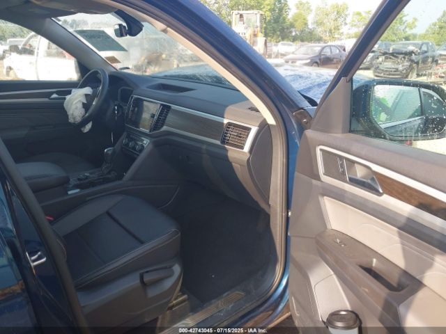 2022 VOLKSWAGEN ATLAS 1V2KR2CAXNC536098 Photo 4