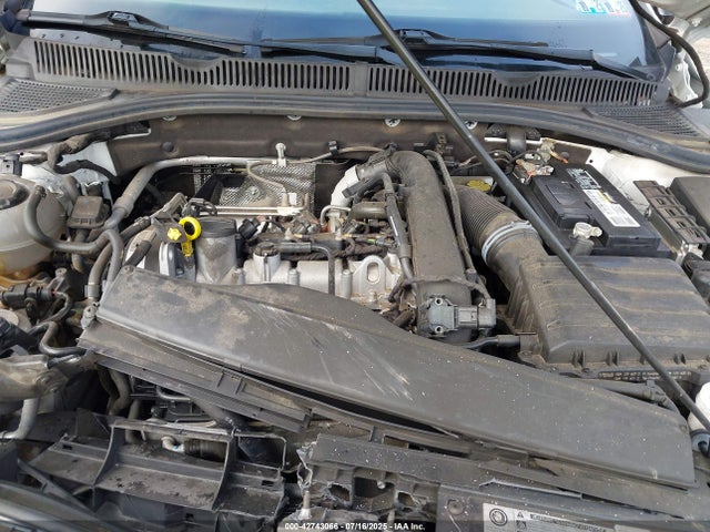 Volkswagen 1.4 tsi 2019 3VWCB7BU2KM224478 Image 10