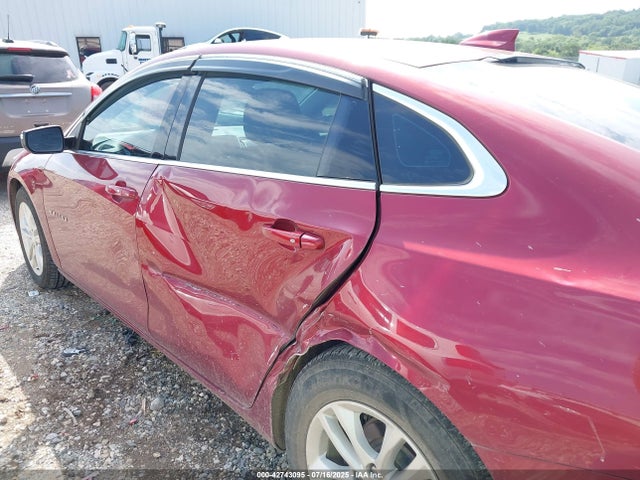 1G1ZE5ST9HF218162 Chevrolet MALIBU 1LT