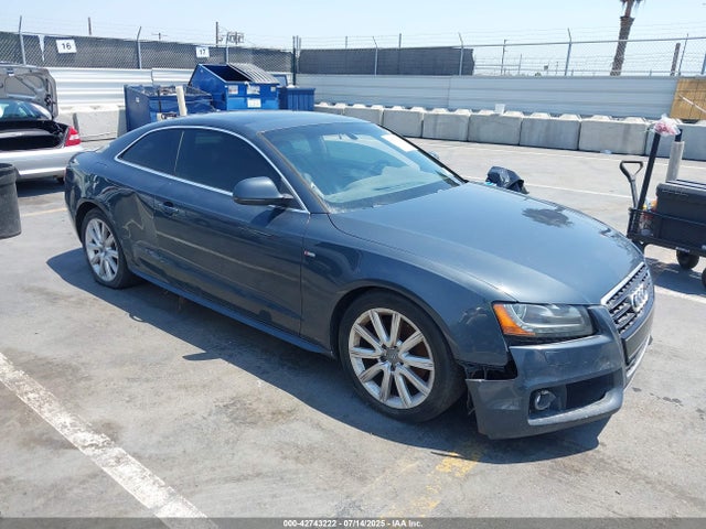 2009 AUDI A5 WAUDK78T79A041944 Photo 0
