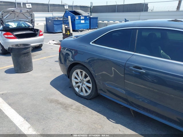2009 AUDI A5 WAUDK78T79A041944 Photo 5