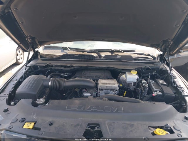 1C6SRFFT8RN208251 RAM 1500 Big Horn 4x4 5&#039;7 Box