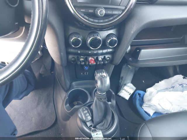 2017 MINI HARDTOP WMWXU1C54H2E17654 Photo 10