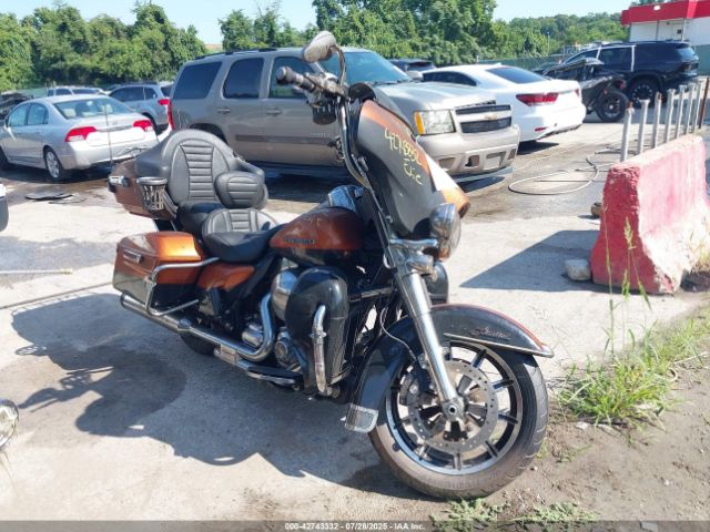 2016 HARLEY-DAVIDSON FLHTKL 1HD1KKL1XGB612962