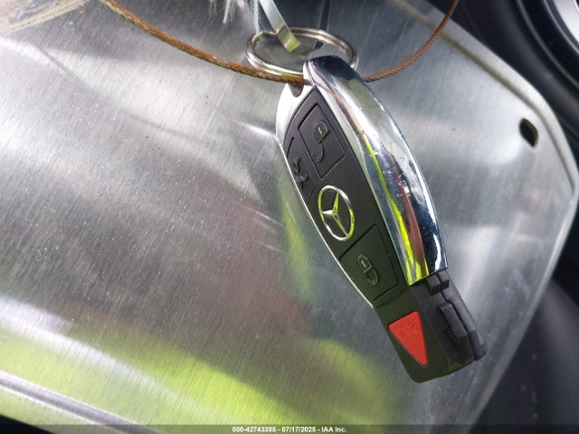 WDC0J6EB6KF521437 Mercedes-Benz m276