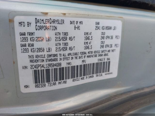 2002 CHRYSLER TOWN & COUNTRY 2C4GP54L12R504688 Photo 8