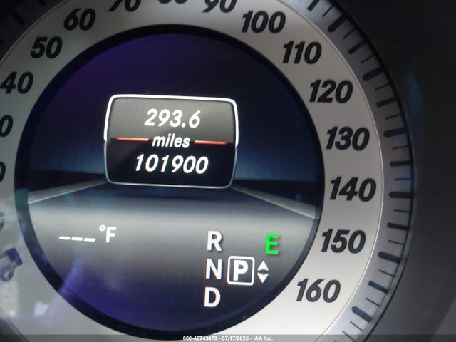 WDDHF5KB0EA998283 Mercedes-Benz 2014