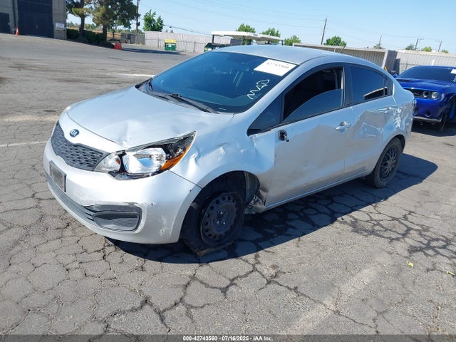 KIA dohc gamma 2015 KNADM4A3XF6521283 Image 2