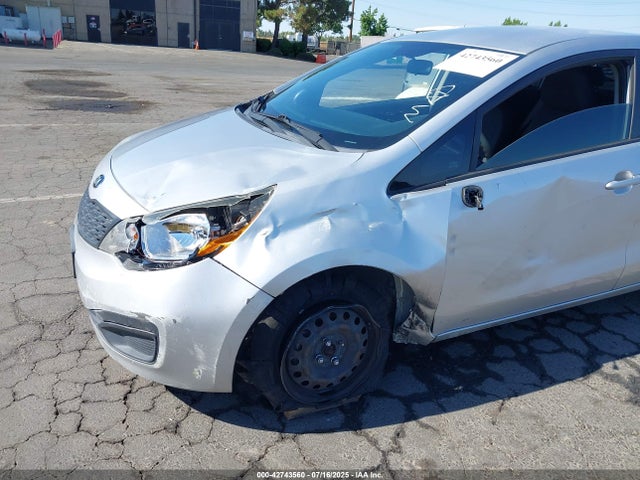 KIA dohc gamma 2015 KNADM4A3XF6521283 Image 6
