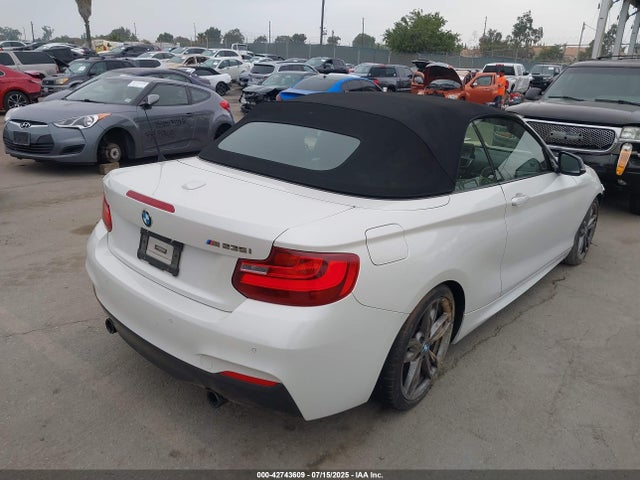 WBA1M1C54FV393306 BMW 2015