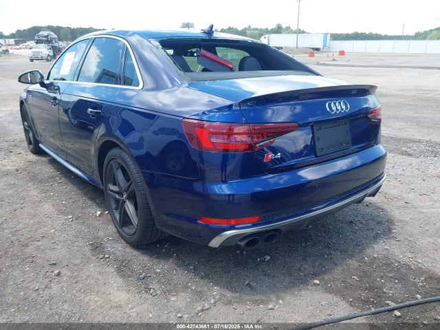 2018 AUDI S4 WAUC4AF42JA075888 Photo 2