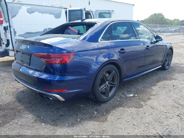 2018 AUDI S4 WAUC4AF42JA075888 Photo 3