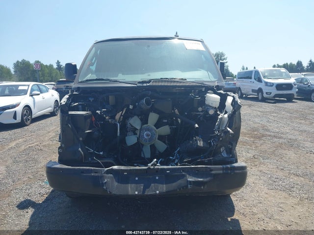 GMC lv1 2023 1GTW7AFP5P1117819 Image 12