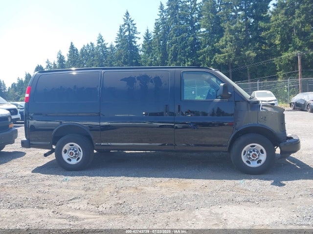 GMC lv1 2023 1GTW7AFP5P1117819 Image 13