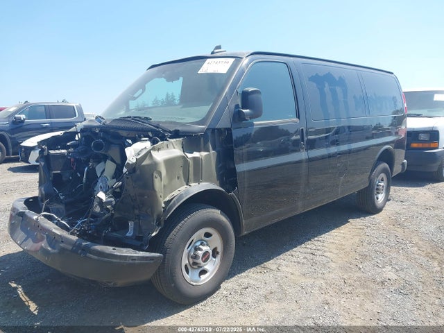 GMC lv1 2023 1GTW7AFP5P1117819 Image 2
