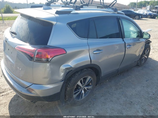 Toyota 2ar-fe 2018 2T3WFREV3JW443595 Image 4