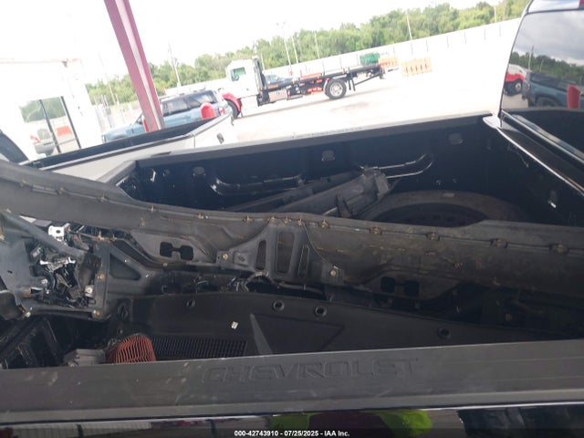 3GCUKRECXHG392527 Chevrolet l83 - sidi: spark ignited direct injection, vvt: variable valve timing, afm, e85 max, alum