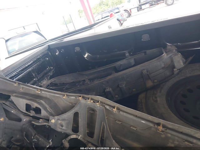 3GCUKRECXHG392527 Chevrolet l83 - sidi: spark ignited direct injection, vvt: variable valve timing, afm, e85 max, alum