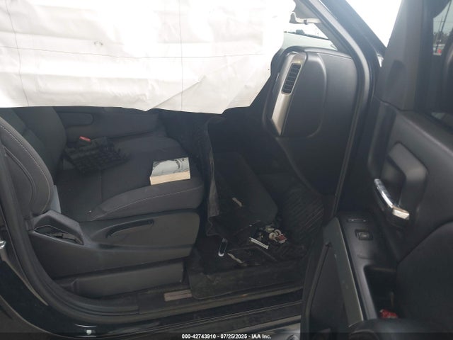 3GCUKRECXHG392527 Chevrolet l83 - sidi: spark ignited direct injection, vvt: variable valve timing, afm, e85 max, alum