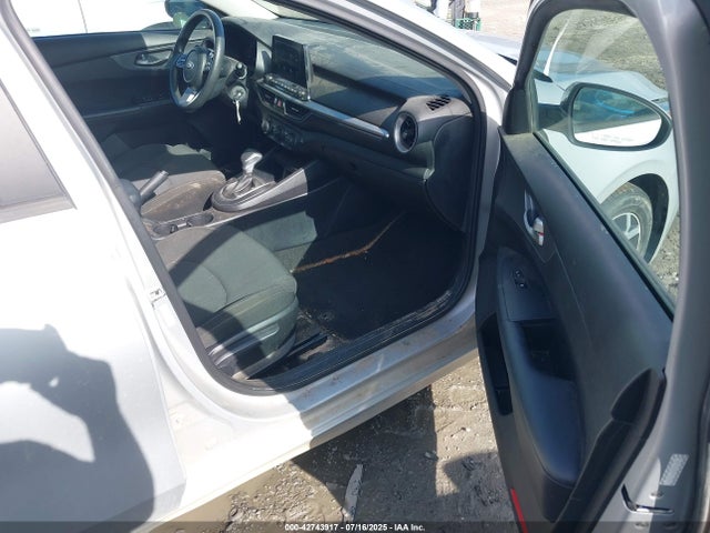3KPF24AD7ME318479 KIA mpi nu