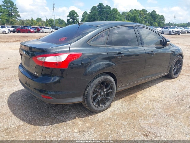 Ford 2014 2014 1FADP3F27EL332486 Image 4