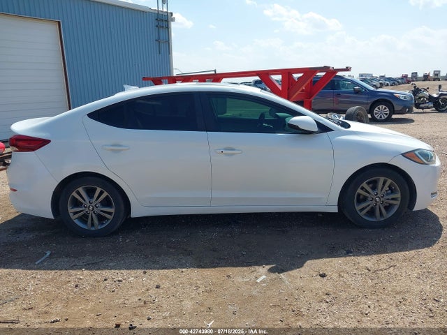 Hyundai Elantra 2017 5NPD84LF0HH162985 Image 14