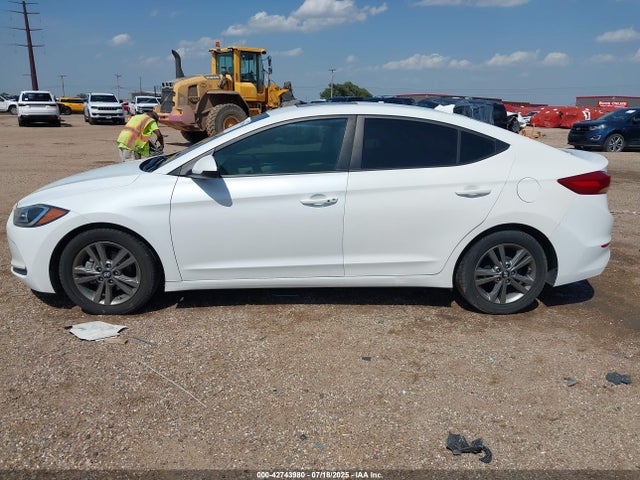 Hyundai Elantra 2017 5NPD84LF0HH162985 Image 15