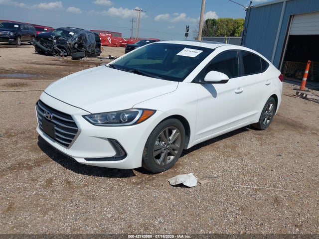 Hyundai Elantra 2017 5NPD84LF0HH162985 Image 2
