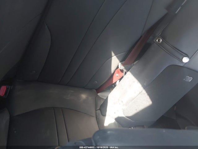 JTHGPAAY1NA105599 Lexus 2ur-gse