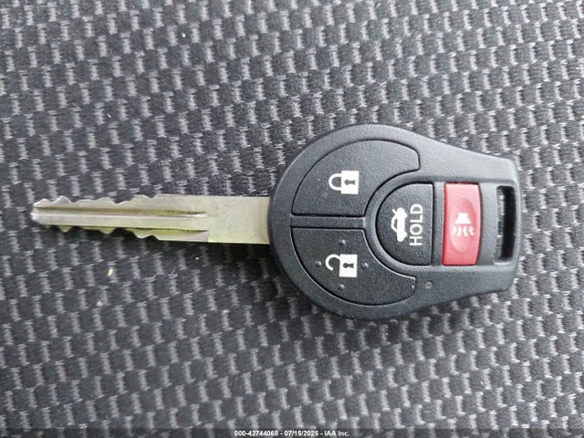 3N1CN7AP0HL847590 Nissan 2017