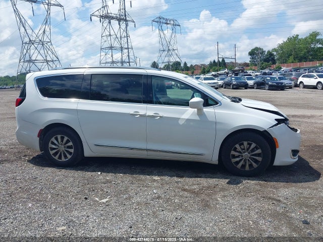 2C4RC1BG9KR652297 Chrysler Pacifica