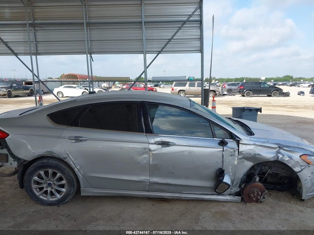 Ford 2018 2018 3FA6P0G75JR256571 Image 13