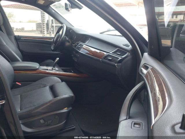2011 BMW X5 5UXZV4C58BL410410 Photo 4
