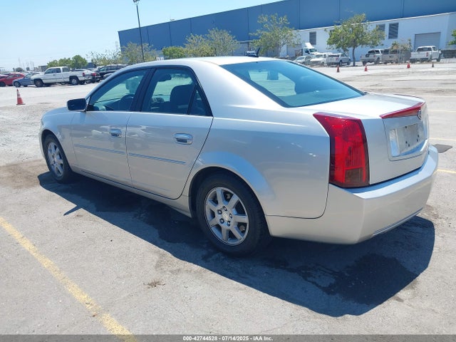 2005 CADILLAC CTS 1G6DP567350174976 Photo 2