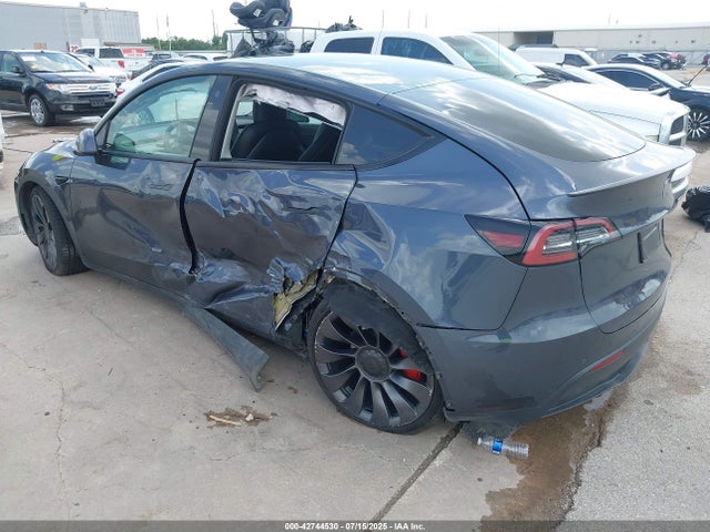 2022 TESLA MODEL Y 7SAYGDEF5NF505109 Photo 2