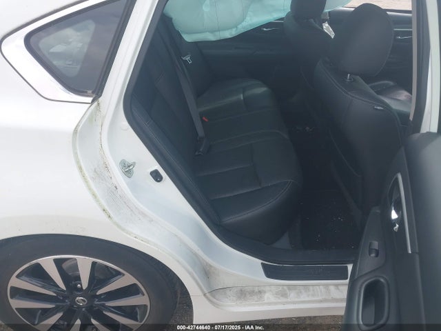 1N4AL3AP8JC146449 Nissan 2018