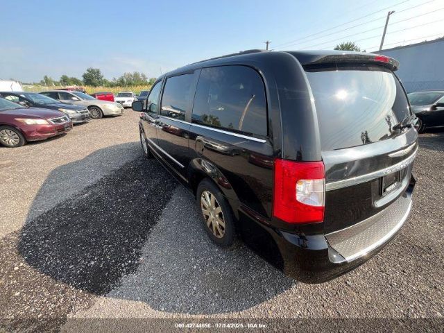 2015 CHRYSLER TOWN & COUNTRY 2C4RC1BG9FR699772 Photo 2