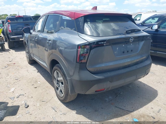 Nissan kicks mpv 2025 3N8AP6CA0SL333929 Image 3