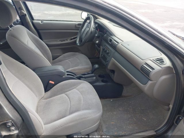 2004 CHRYSLER SEBRING 1C3EL46X04N126350 Photo 4