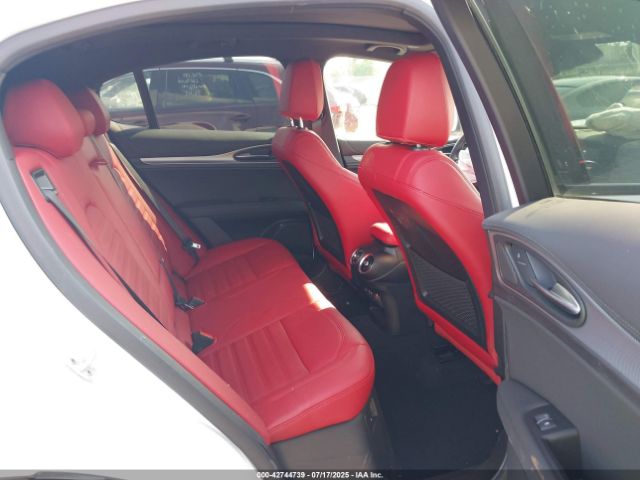 2024 ALFA ROMEO STELVIO ZASPAKBNXR7D80041 Photo 7