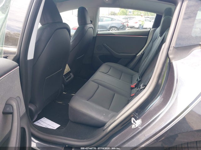 2025 TESLA MODEL 3 5YJ3E1EA3SF912809 Photo 7