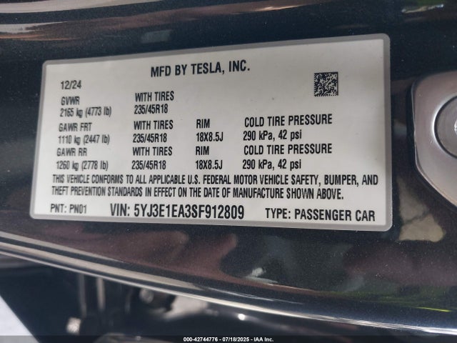 2025 TESLA MODEL 3 5YJ3E1EA3SF912809 Photo 8